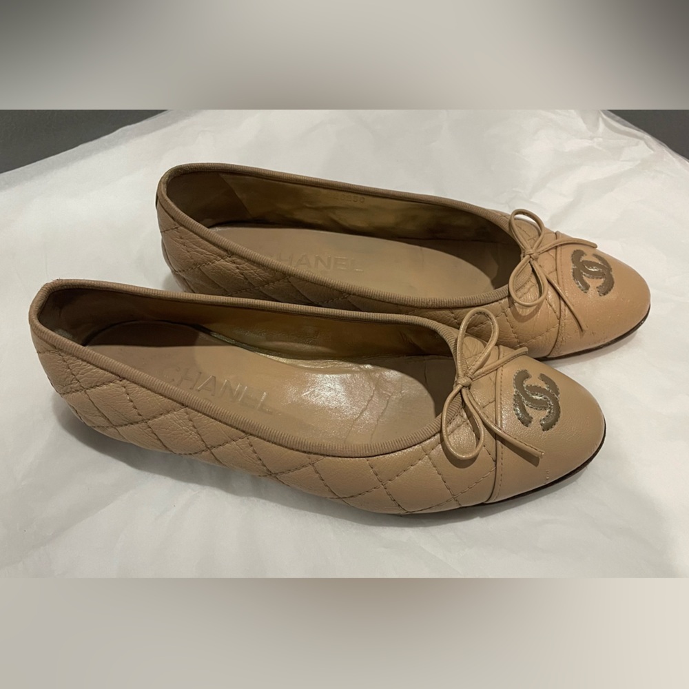 Authentic size 36 chanel cambon quilted leather ballet flats s